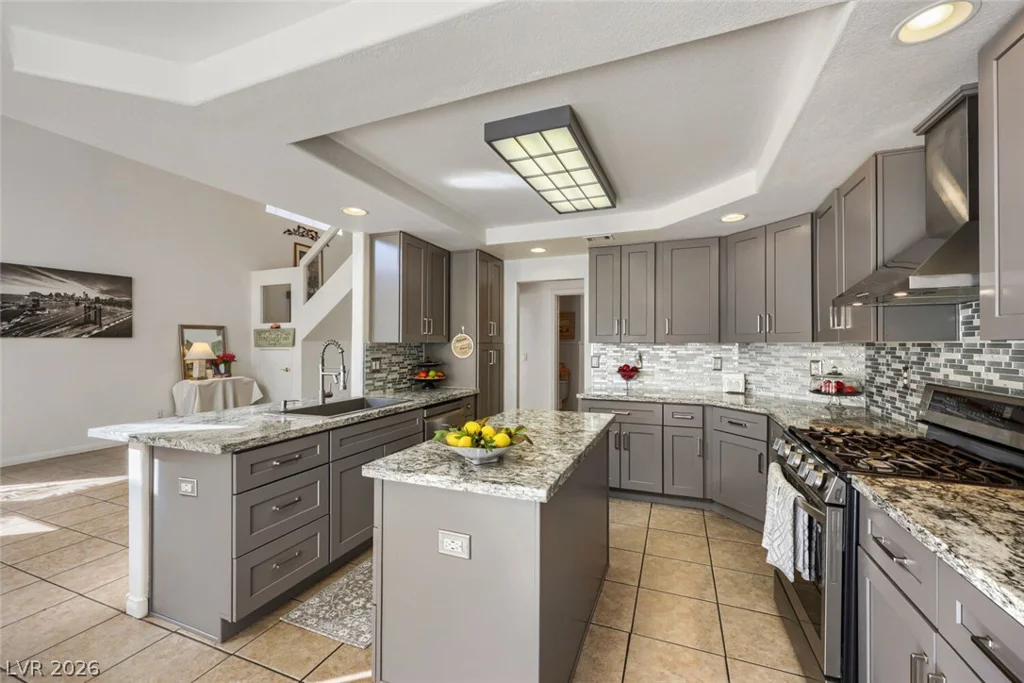 9133 Sapphire Ridge, Las Vegas, NV 89129