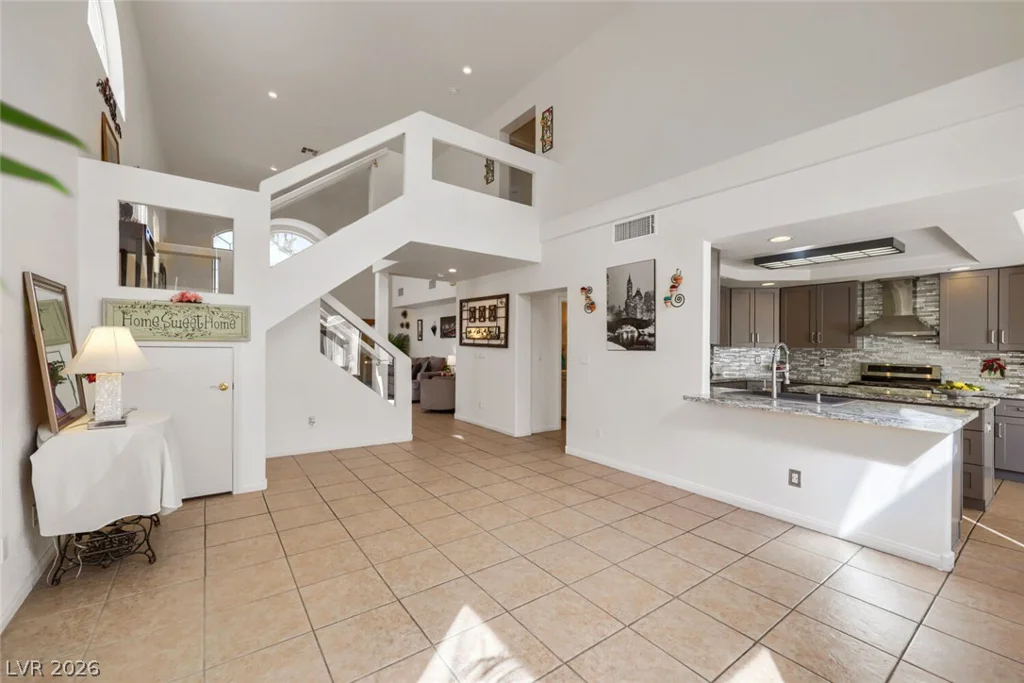 9133 Sapphire Ridge, Las Vegas, NV 89129