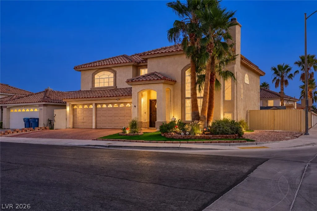 9133 Sapphire Ridge, Las Vegas, NV 89129
