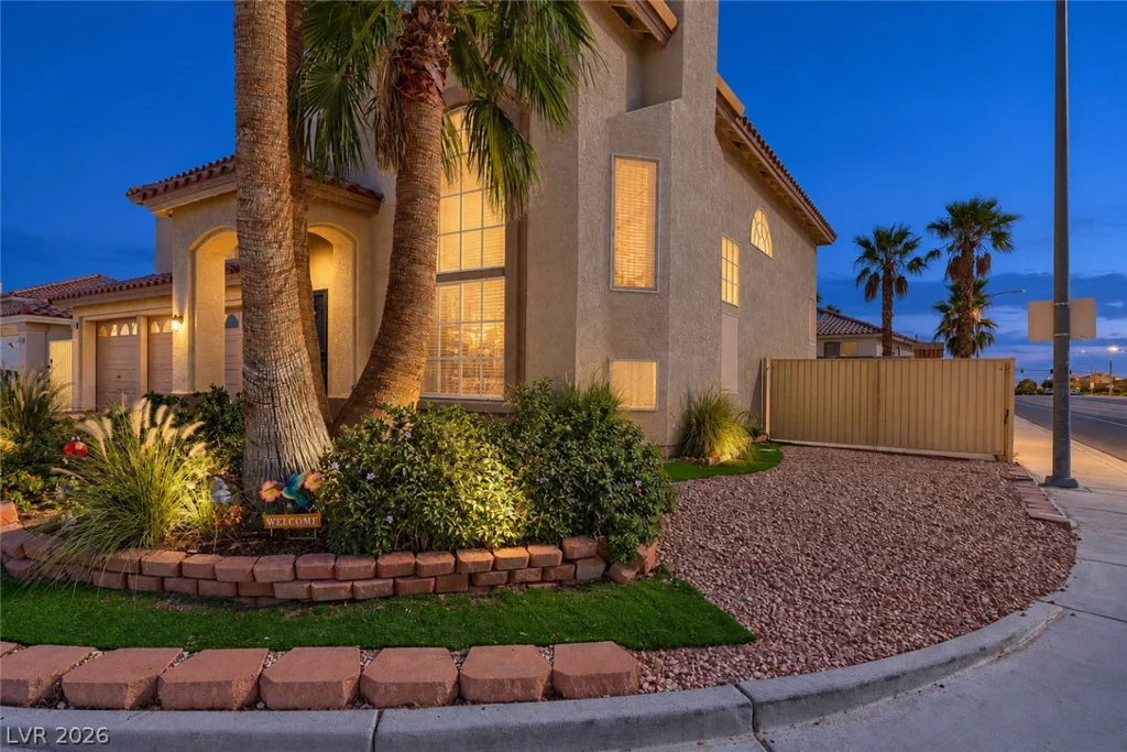 9133 Sapphire Ridge, Las Vegas, NV 89129