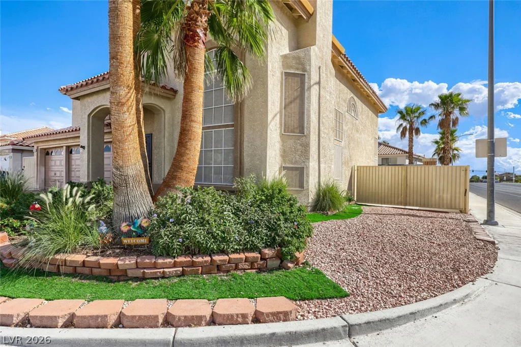 9133 Sapphire Ridge, Las Vegas, NV 89129
