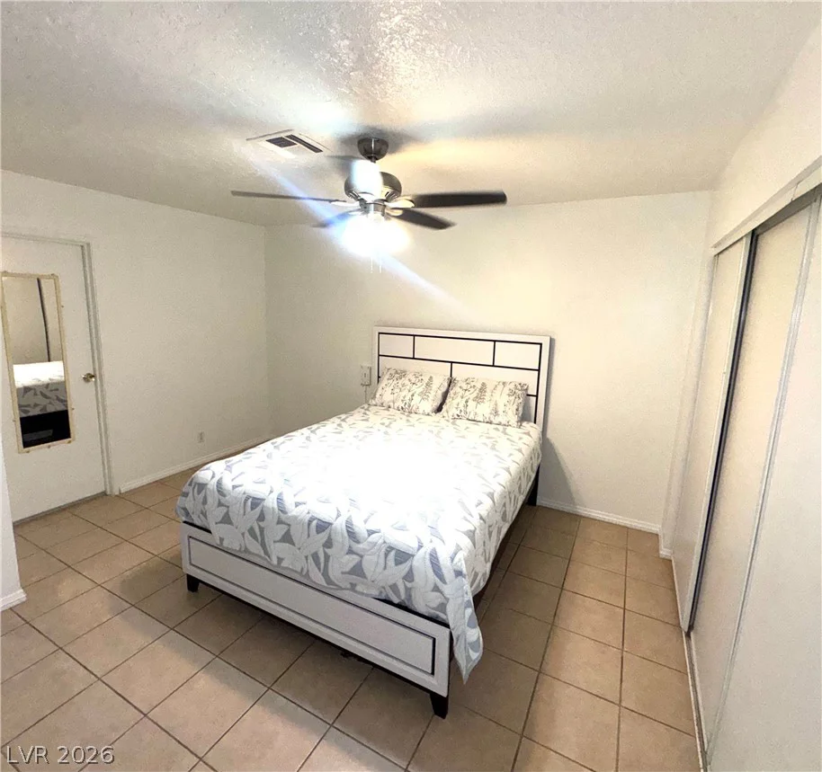 461 Lamb, Las Vegas, NV 89110