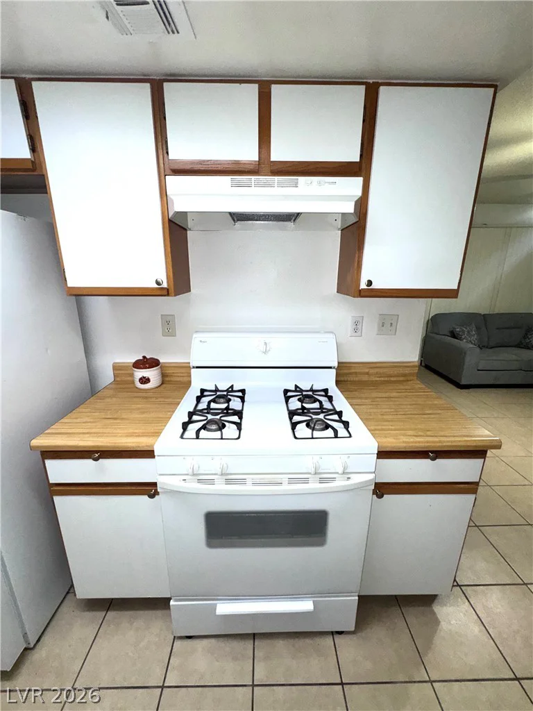 461 Lamb, Las Vegas, NV 89110