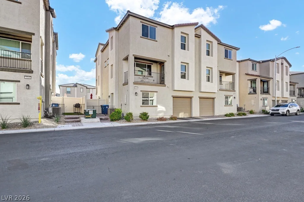 7014 Spicy Merlot, North Las Vegas, NV 89086