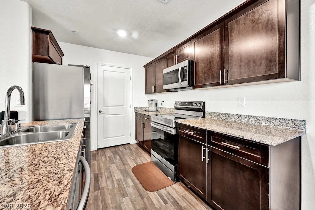 7014 Spicy Merlot, North Las Vegas, NV 89086