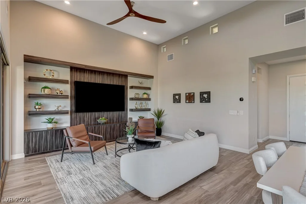 6706 Desert Crimson, Las Vegas, NV 89148
