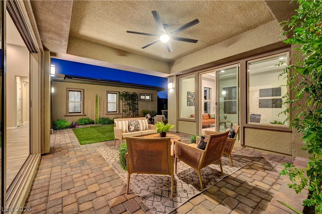 6706 Desert Crimson, Las Vegas, NV 89148