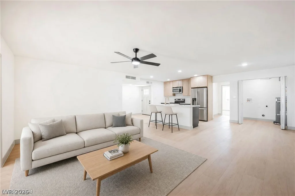 412 Gilday, North Las Vegas, NV 89030