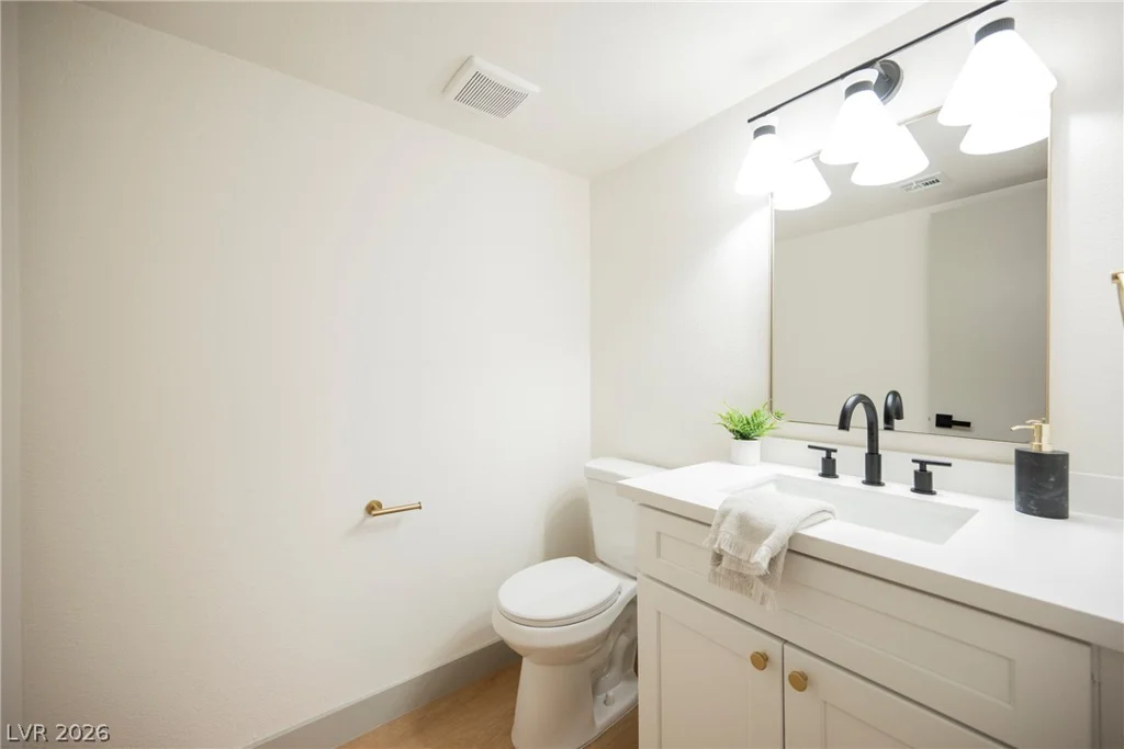 4531 Del Oro, Las Vegas, NV 89102