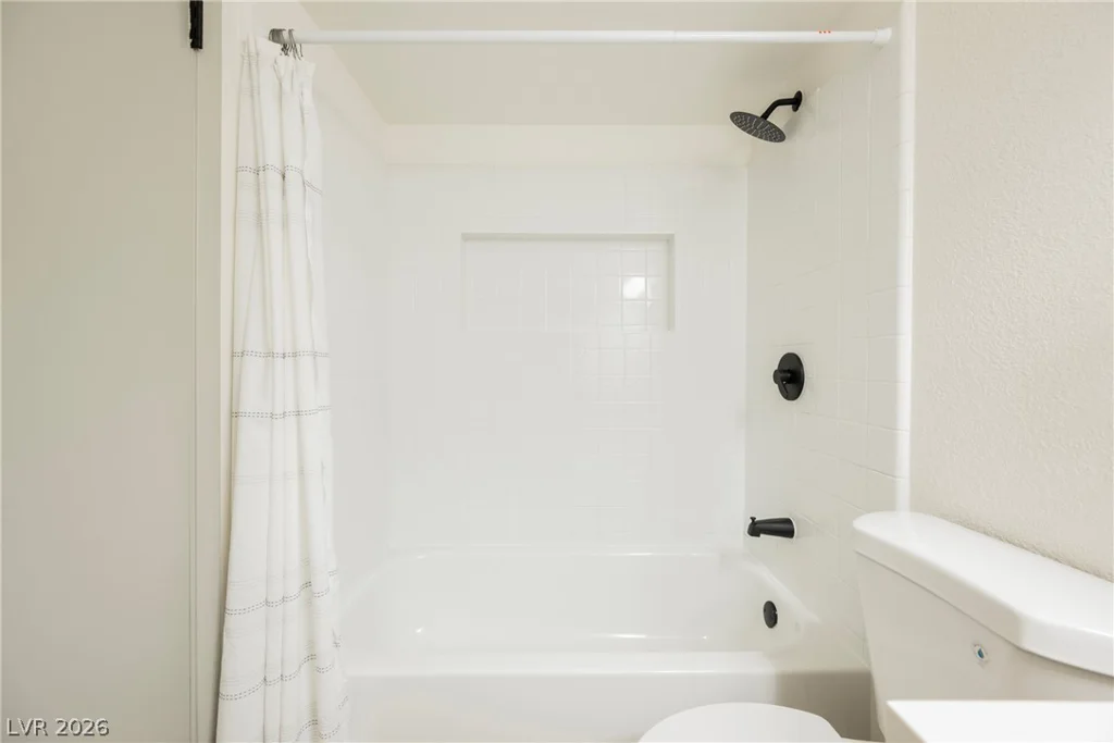 4531 Del Oro, Las Vegas, NV 89102