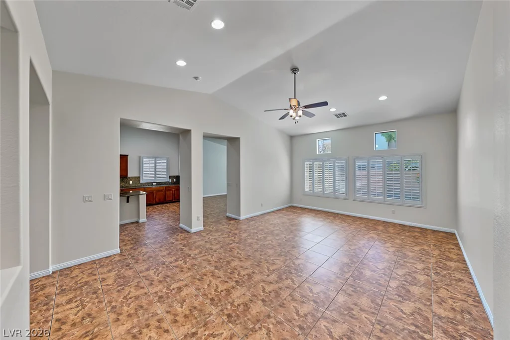 8117 Orchard Glen, Las Vegas, NV 89131