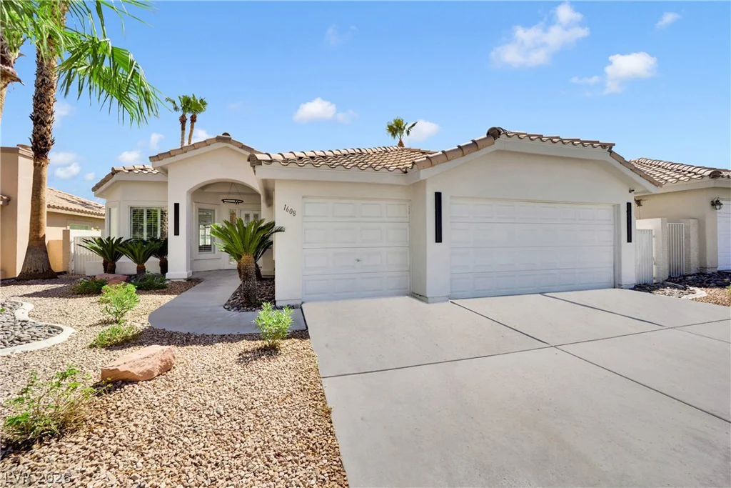 1608 Sun Ridge, Las Vegas, NV 89117