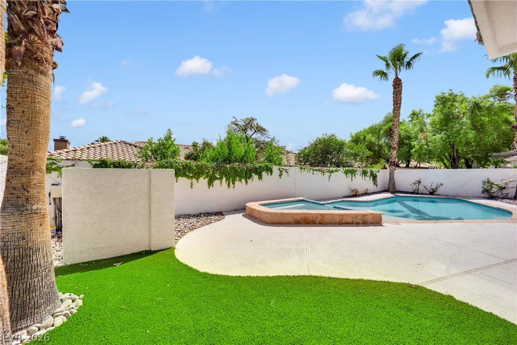 1608 Sun Ridge, Las Vegas, NV 89117