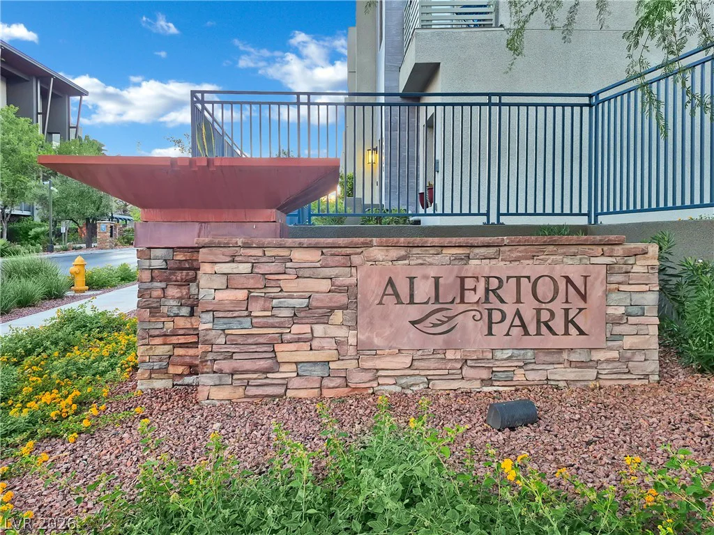 11631 Suburban, Las Vegas, NV 89135