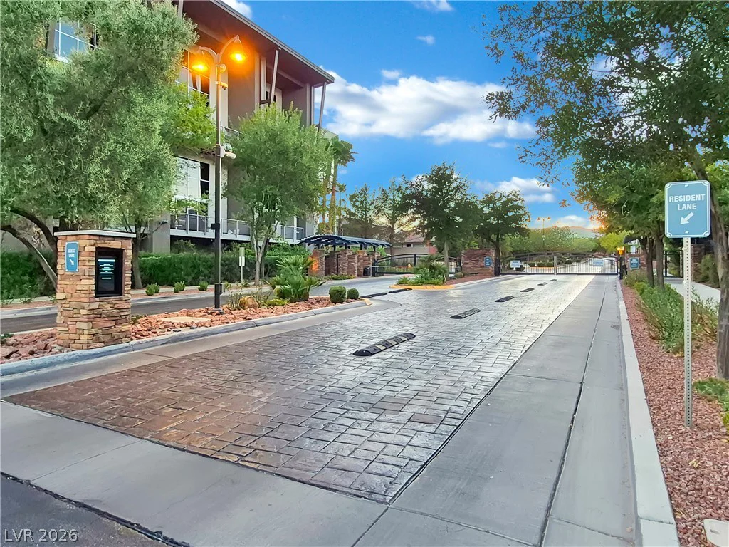 11631 Suburban, Las Vegas, NV 89135
