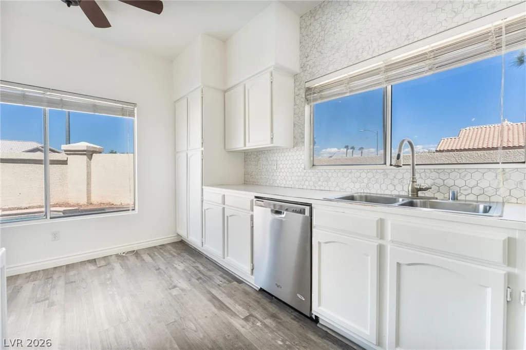 7540 Holloran, Las Vegas, NV 89128