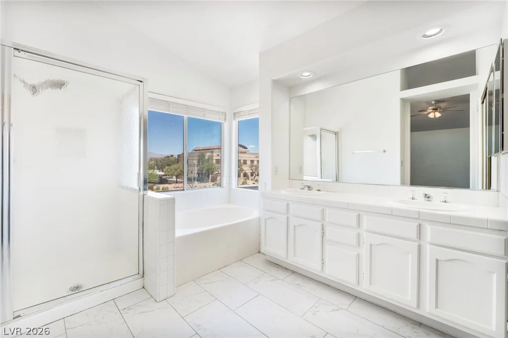 7540 Holloran, Las Vegas, NV 89128
