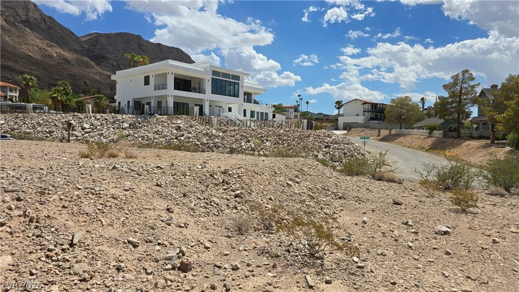 740 Benedict, Las Vegas, NV 89110