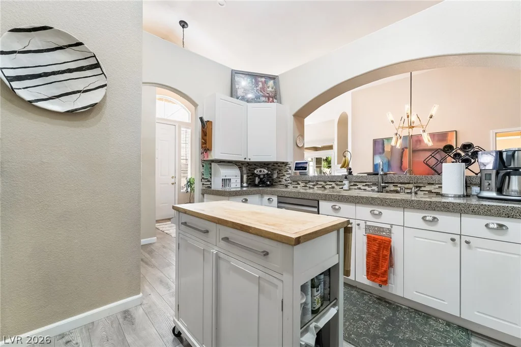 9784 Hickory Ridge, Las Vegas, NV 89147