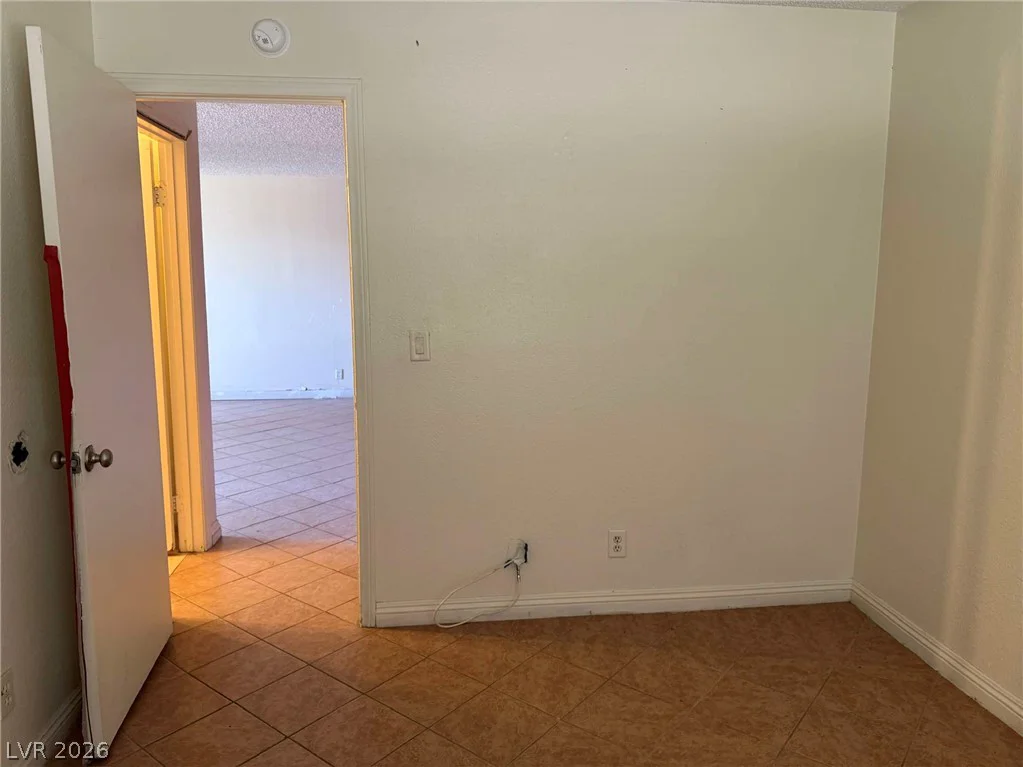 213 Lamb, Las Vegas, NV 89110