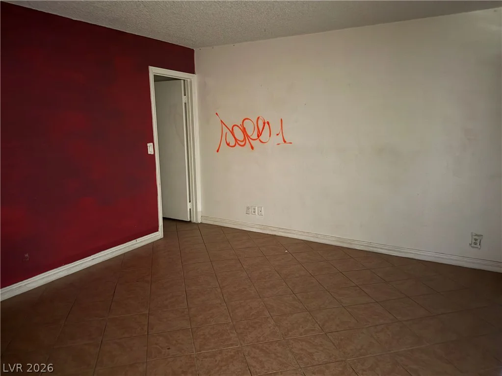 213 Lamb, Las Vegas, NV 89110