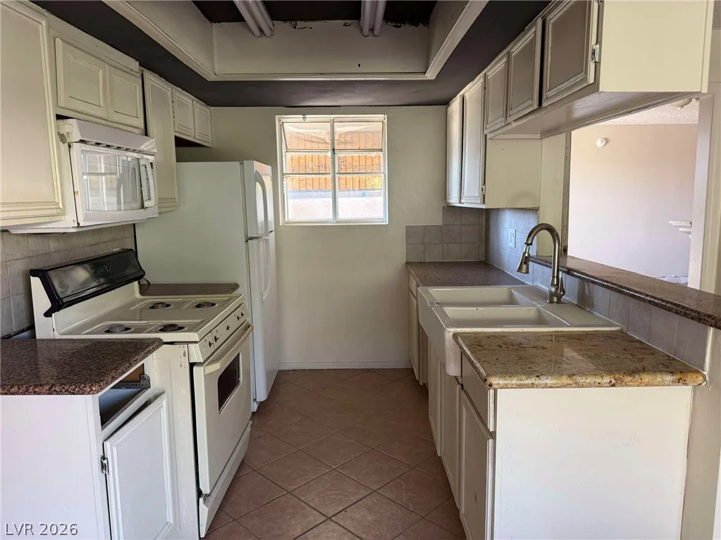 213 Lamb, Las Vegas, NV 89110