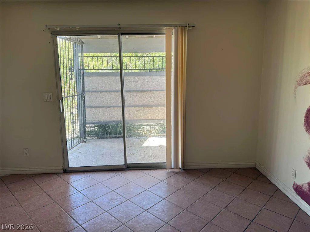 213 Lamb, Las Vegas, NV 89110