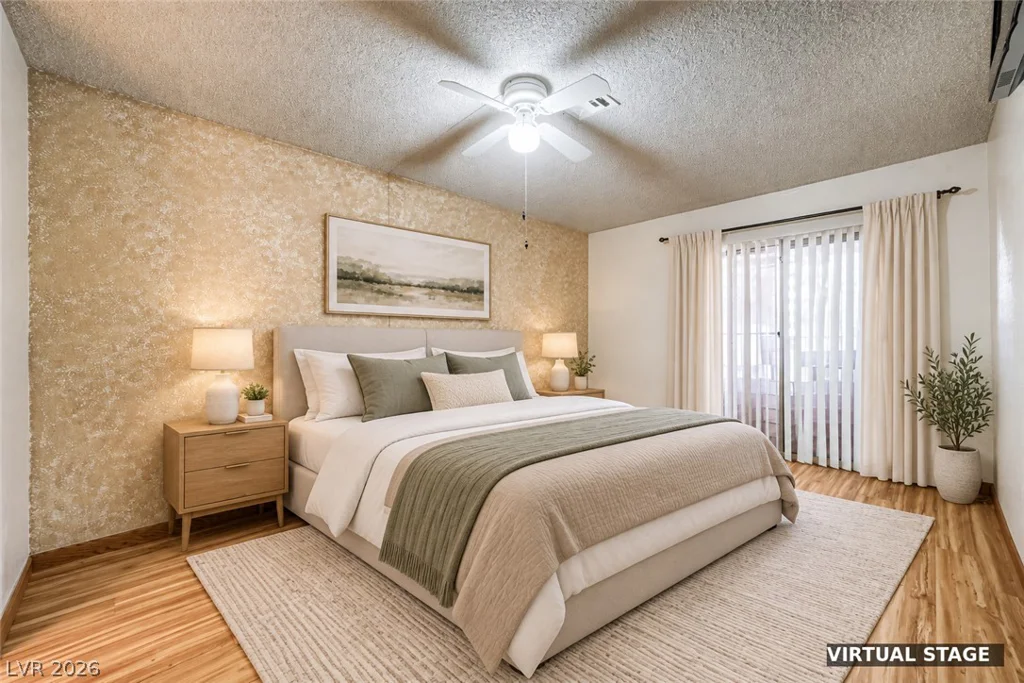 6712 Oak Valley, Las Vegas, NV 89103