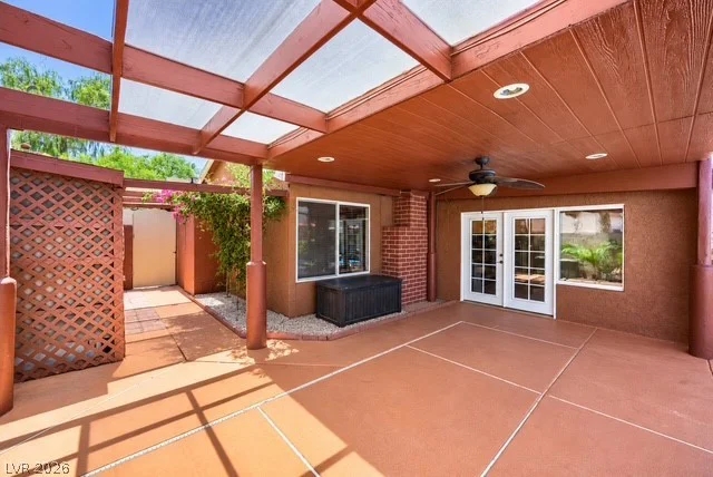 6712 Oak Valley, Las Vegas, NV 89103