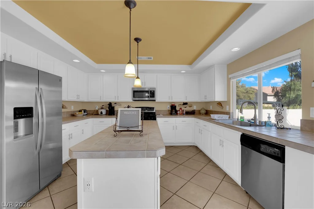 9852 Snowy Canyon, Las Vegas, NV 89183