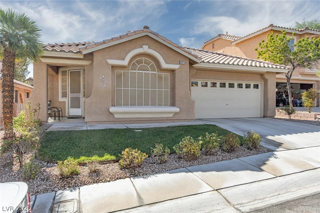 10713 Glen Ellyn, Las Vegas, NV 89144