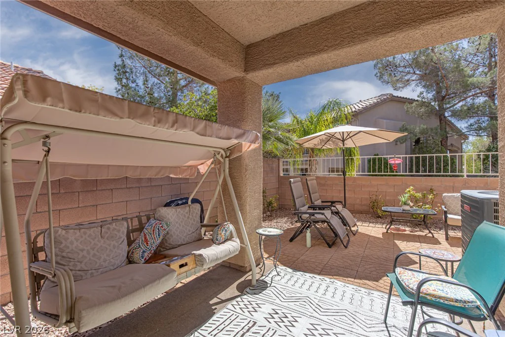 10713 Glen Ellyn, Las Vegas, NV 89144