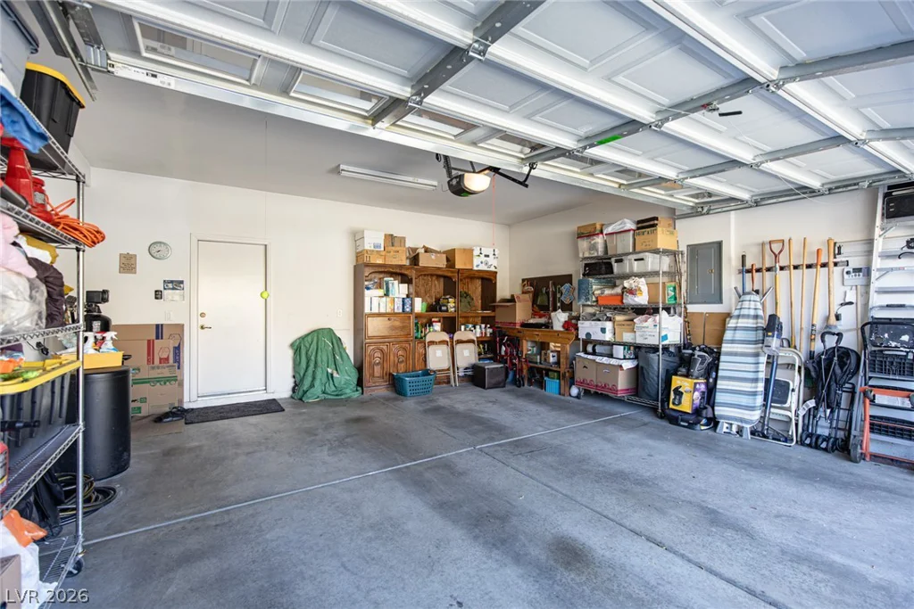 10713 Glen Ellyn, Las Vegas, NV 89144