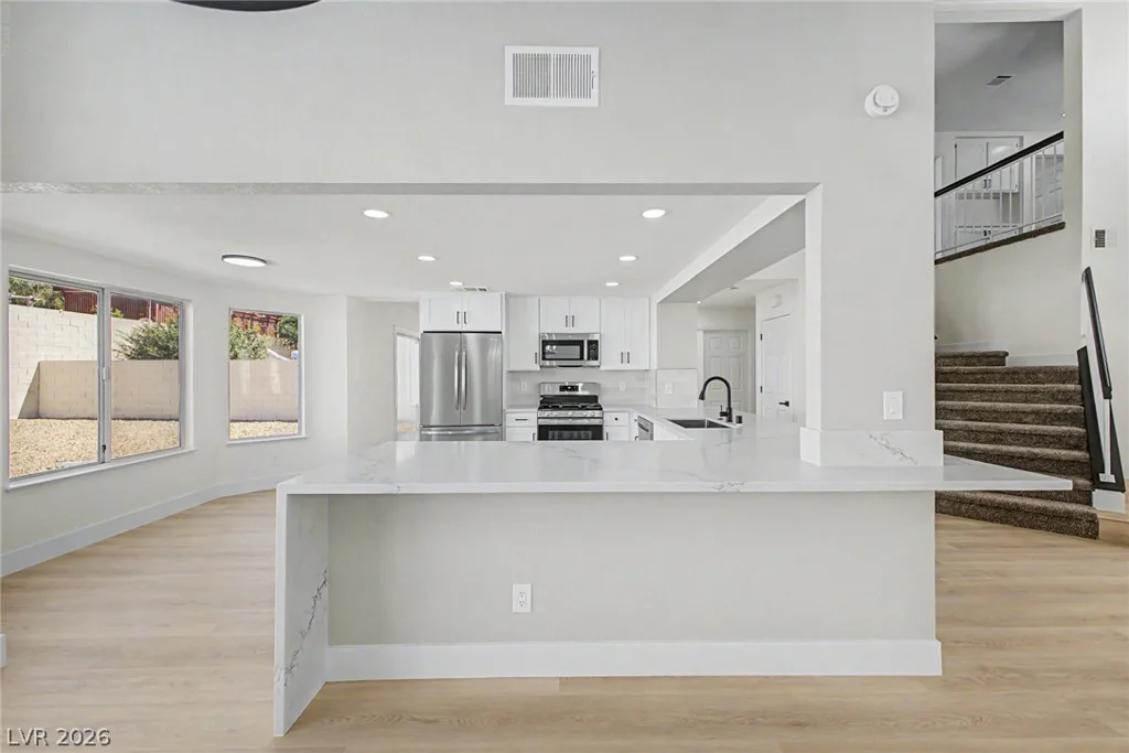 9812 Eagle Rock, Las Vegas, NV 89117