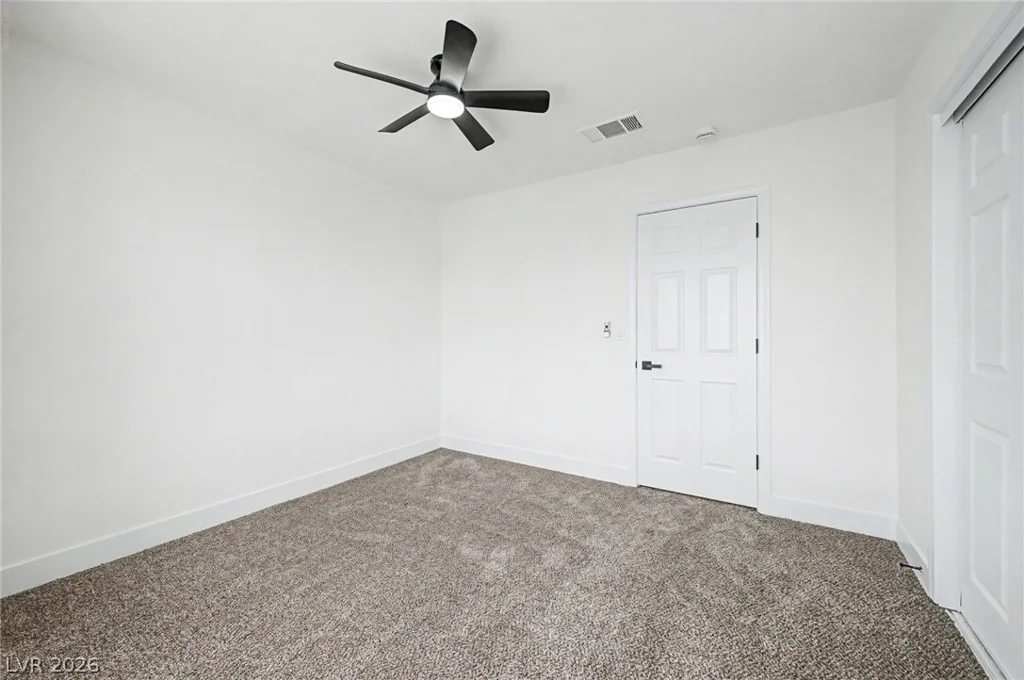 9812 Eagle Rock, Las Vegas, NV 89117