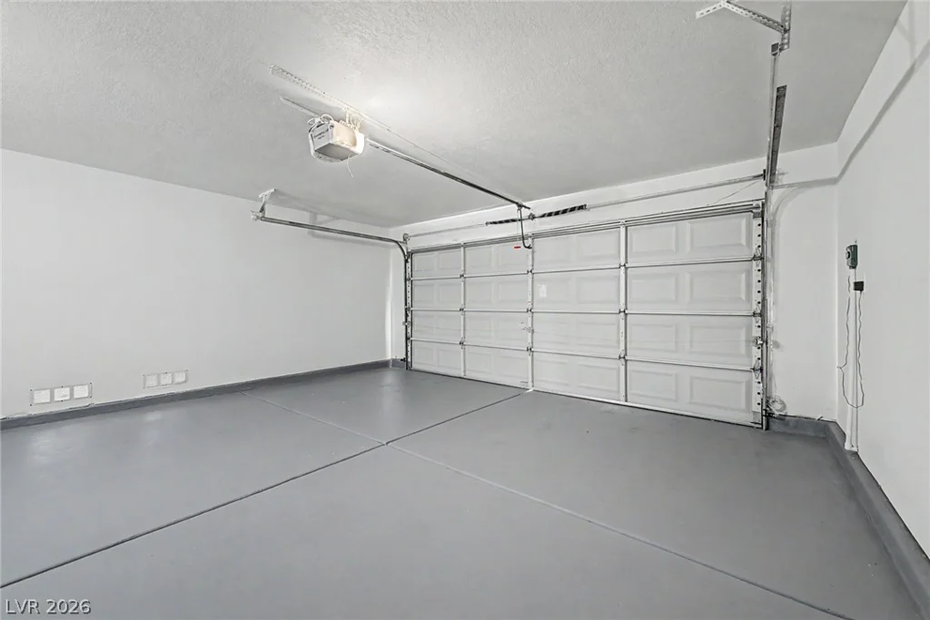 9812 Eagle Rock, Las Vegas, NV 89117