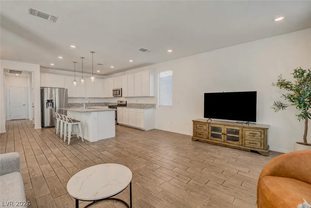 8085 Texas Hills, Las Vegas, NV 89113