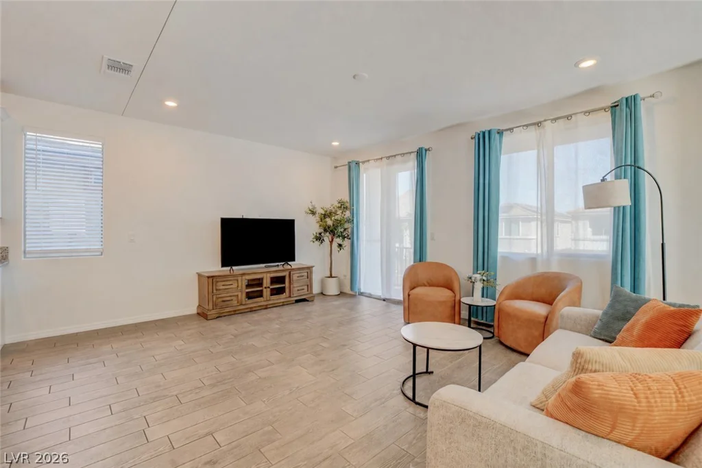 8085 Texas Hills, Las Vegas, NV 89113