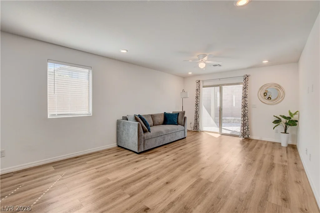 8085 Texas Hills, Las Vegas, NV 89113