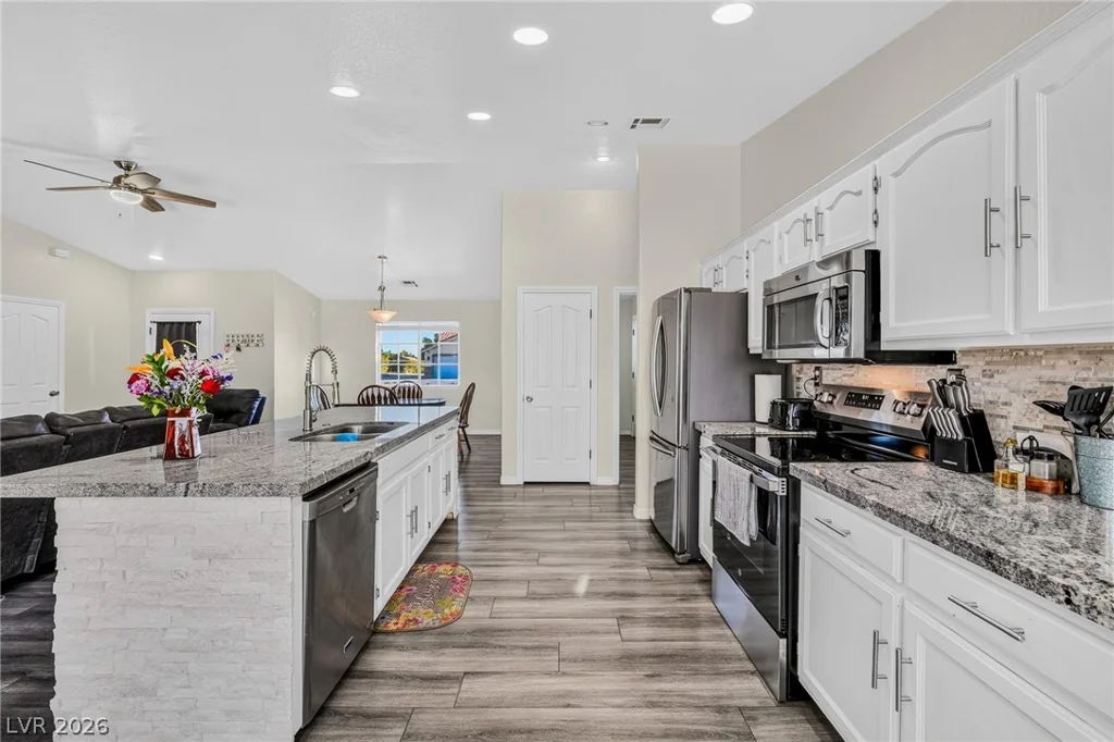 720 Indian Wells, Pahrump, NV 89060