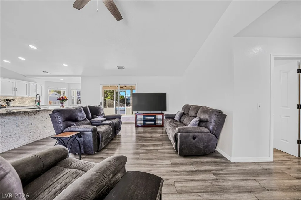 720 Indian Wells, Pahrump, NV 89060