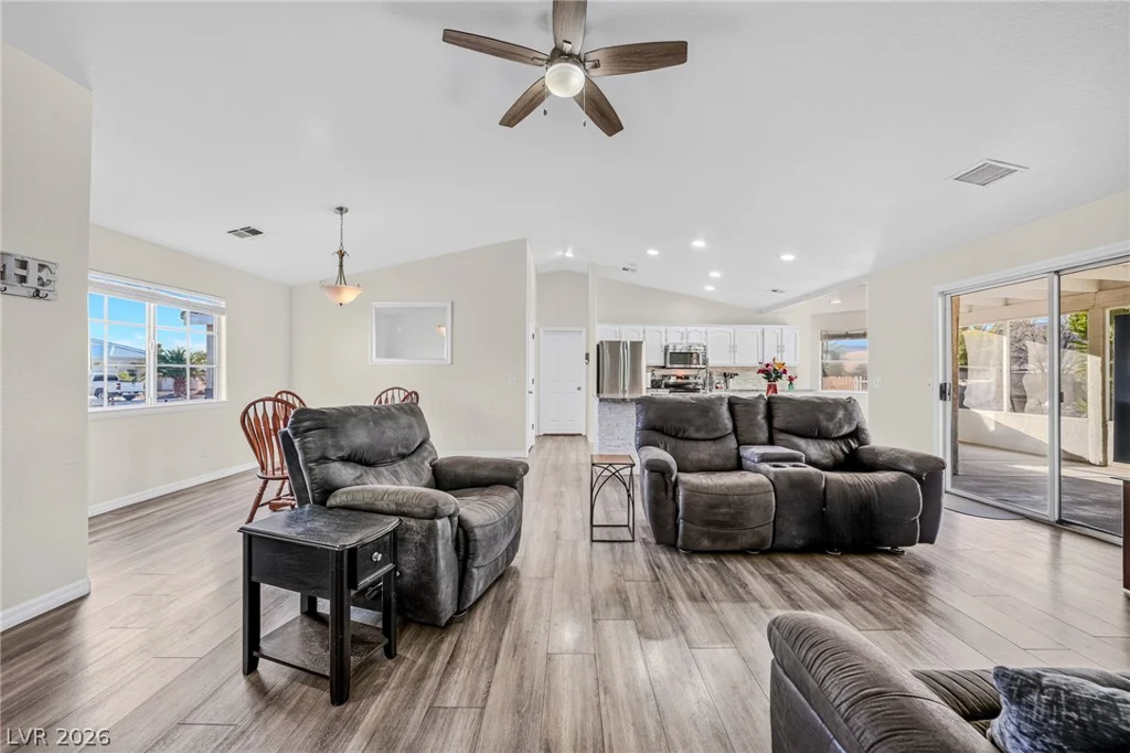 720 Indian Wells, Pahrump, NV 89060