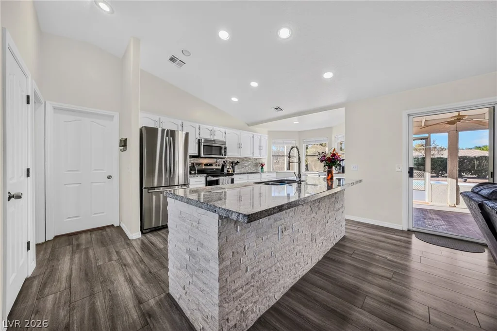 720 Indian Wells, Pahrump, NV 89060