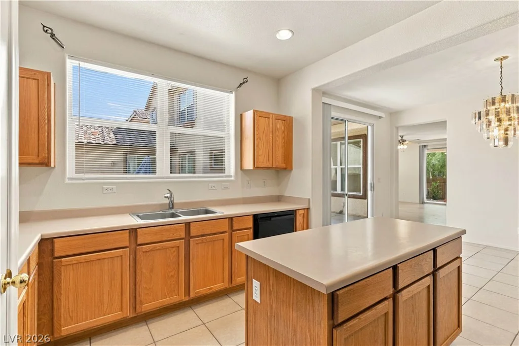 8861 Salvestrin Point, Las Vegas, NV 89148