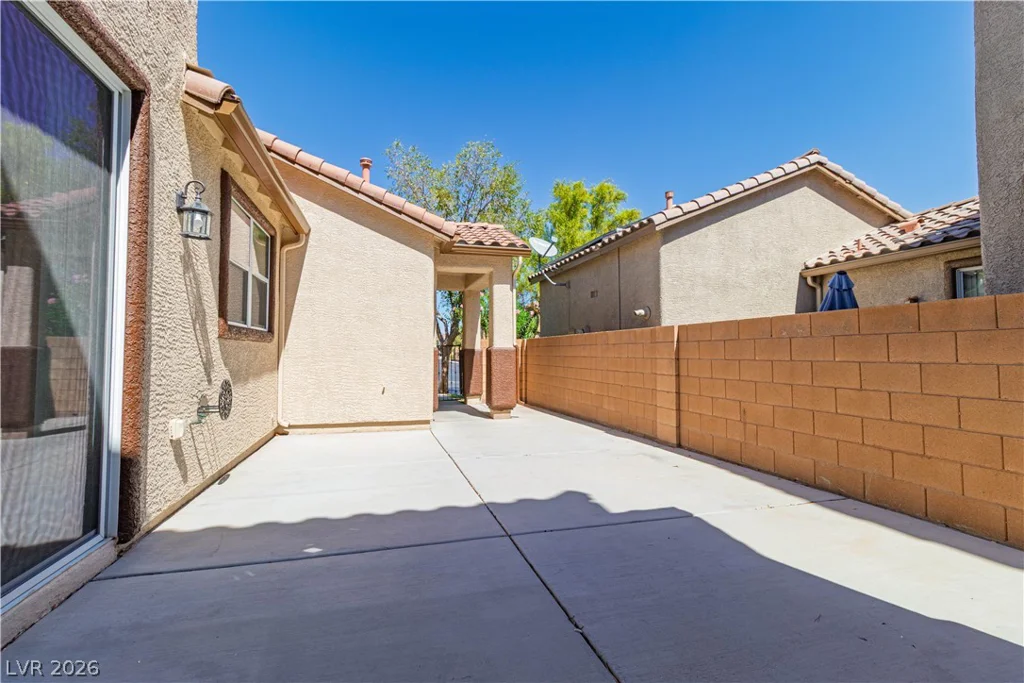 8861 Salvestrin Point, Las Vegas, NV 89148