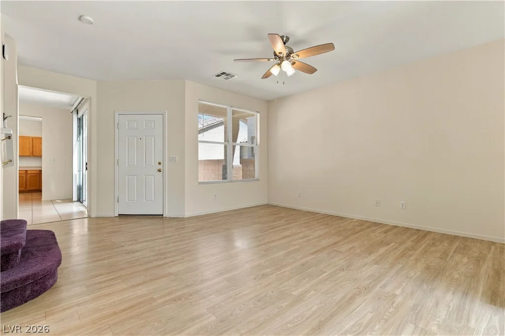 8861 Salvestrin Point, Las Vegas, NV 89148