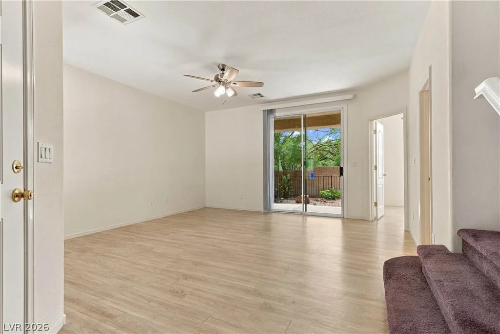 8861 Salvestrin Point, Las Vegas, NV 89148