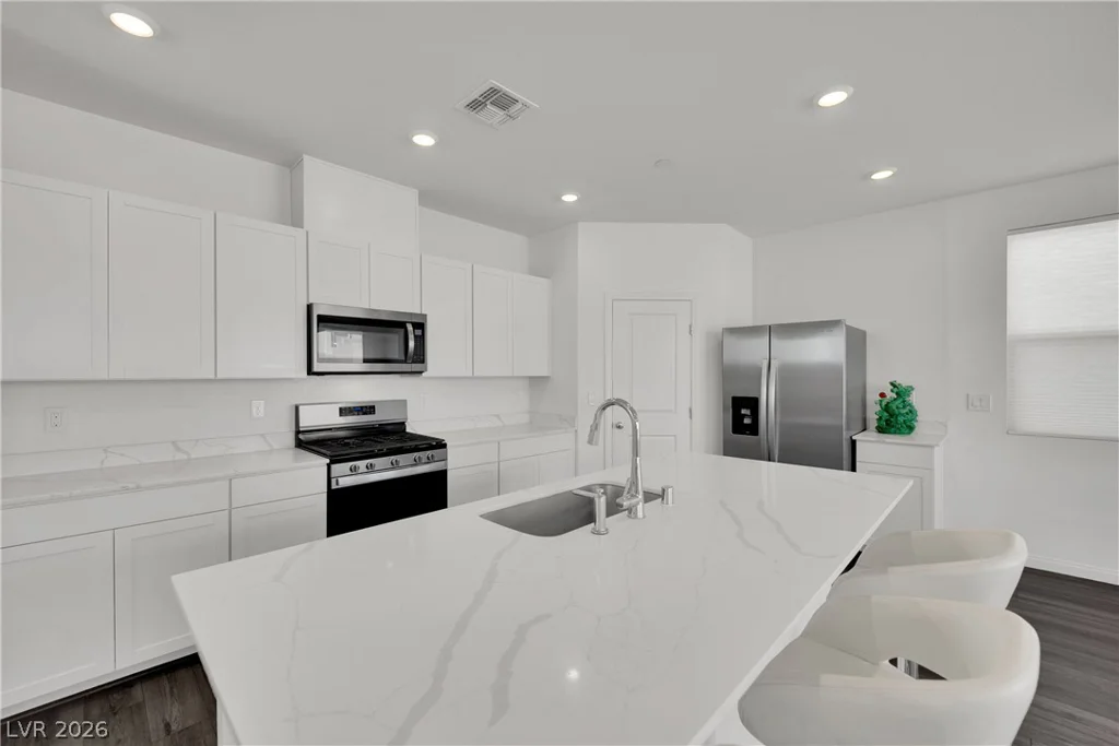 10836 Trail Mark, Las Vegas, NV 89166