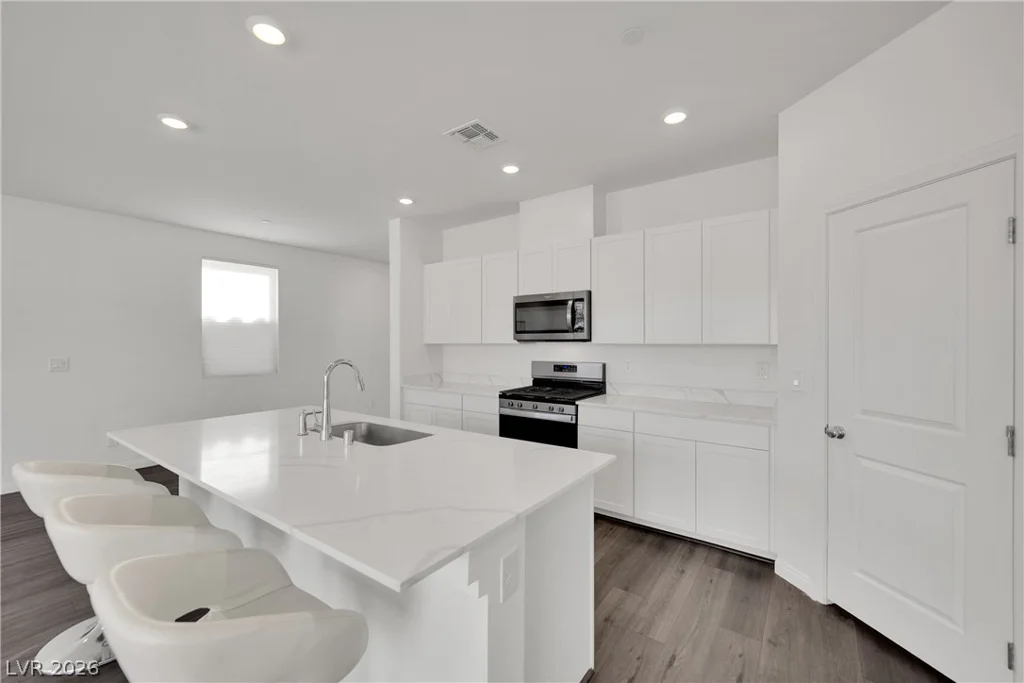 10836 Trail Mark, Las Vegas, NV 89166