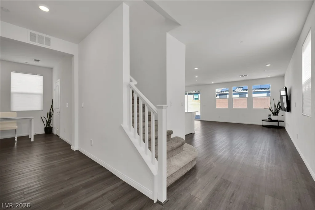 10836 Trail Mark, Las Vegas, NV 89166
